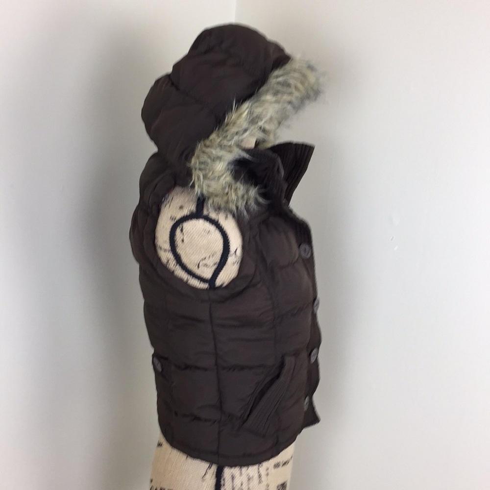 Aeropostale Faux Fur Hooded Vest - Picture 5 of 7